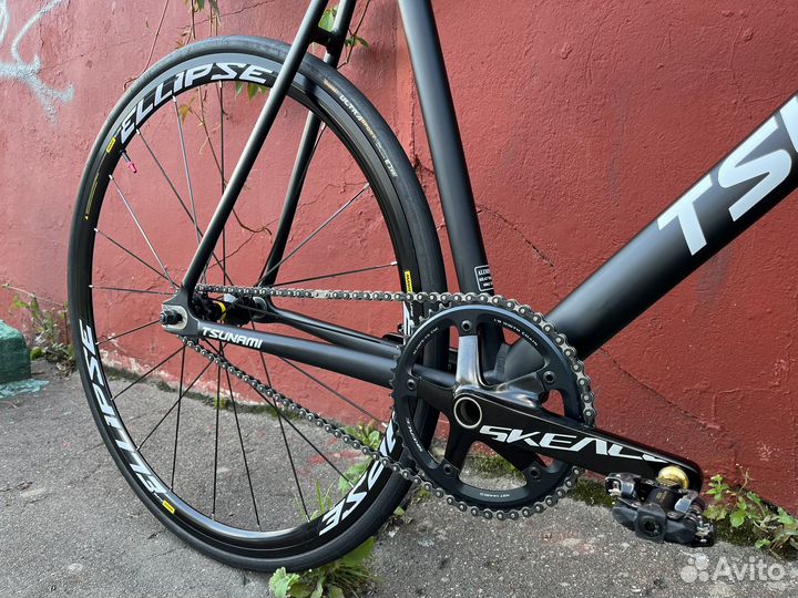 Велосипед кастом FixedGear Tsunami SNM100 58'