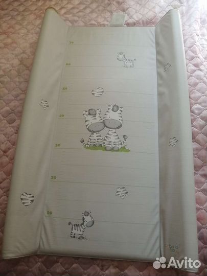 Пеленальная доска на кроватку