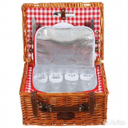 Корзина для пикника с посудой