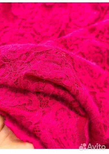 Роскошное платье в цвете фуксия