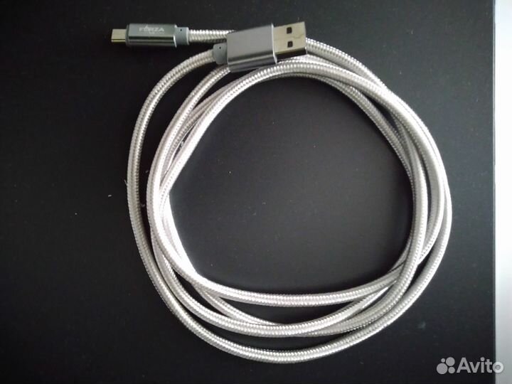 Кабель для зарядки USB - micro USB