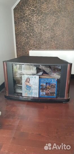 Тумба под телевизор