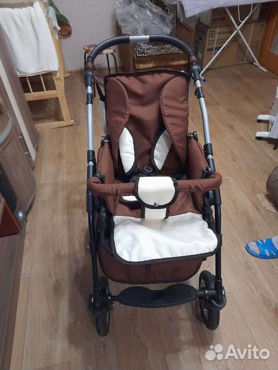 Прогулочная коляска