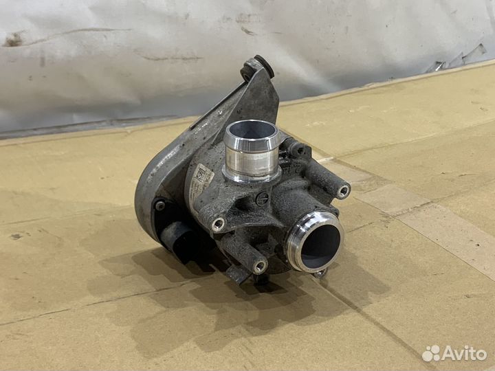 Насос системы охлаждения M264