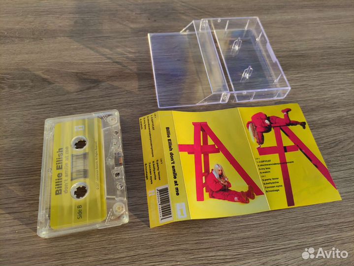 Billie Eilish аудиокассеты