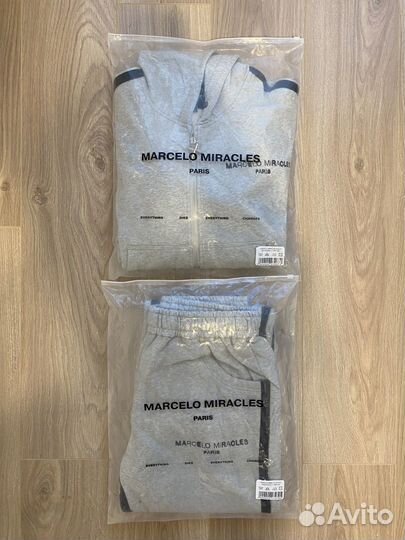 Костюм Marcelo Miracles зип-худи и штаны