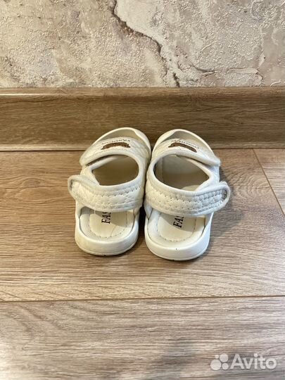 Босоножки детские