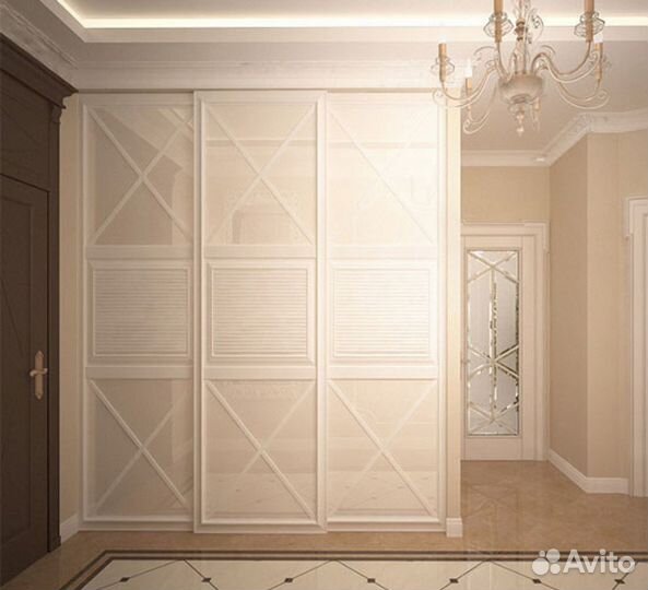 Шкаф в прихожую в современном стиле