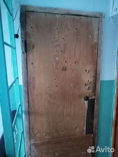 Дверь входная металлическая