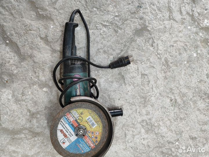 Ушм болгарка makita 230