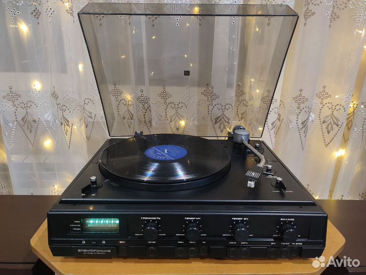 Проигрыватель винила