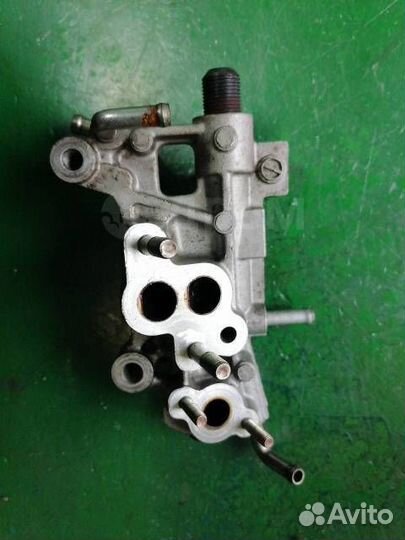 Крепление клапана EGR Mazda Demio DY3R