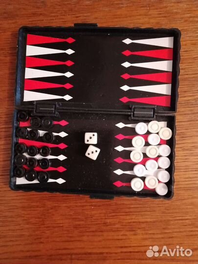 Шахматы, шашки, домино