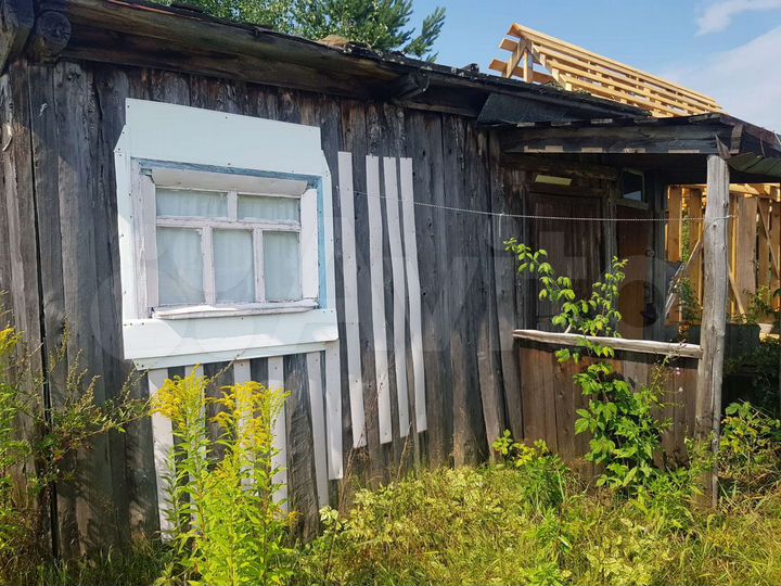 Дача 20 м² на участке 6 сот.