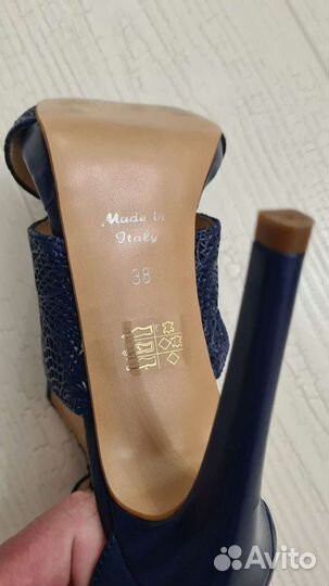 Босоножки женские 38 размер Италия