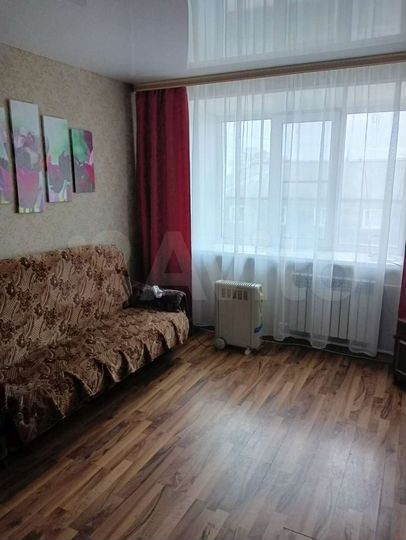 2-к. квартира, 45 м², 3/3 эт.