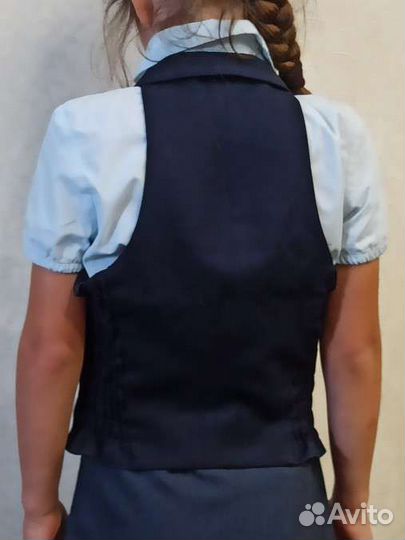 Жилет школьный для девочки