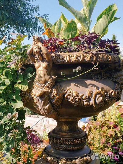 Вазоны для цветов, малые архитектурные формы