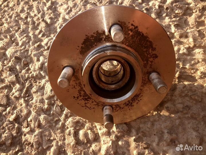 Ступичный узел на nissan AD