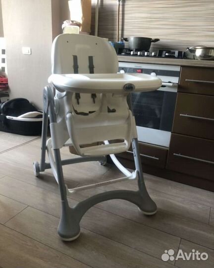 Стульчик для кормления cam