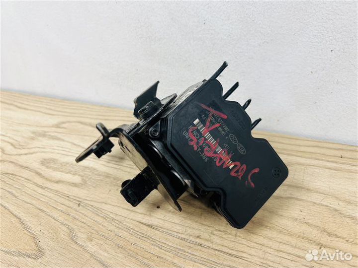 Блок abs Hyundai Solaris 1 2010-2017