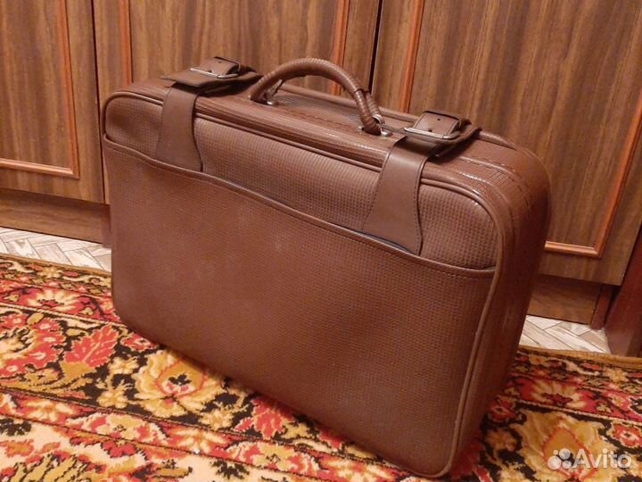 Чемодан времен СССР