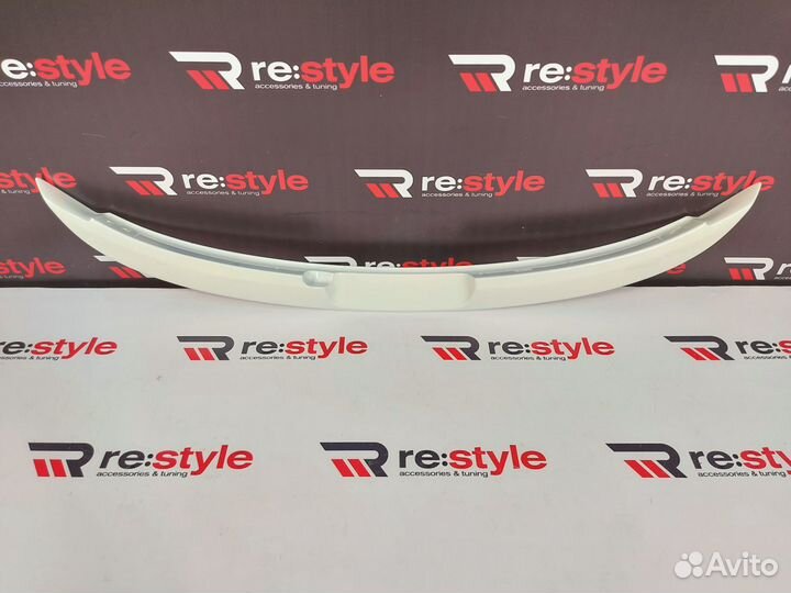 Спойлер Toyota Vitz 130 Белый Перламутр