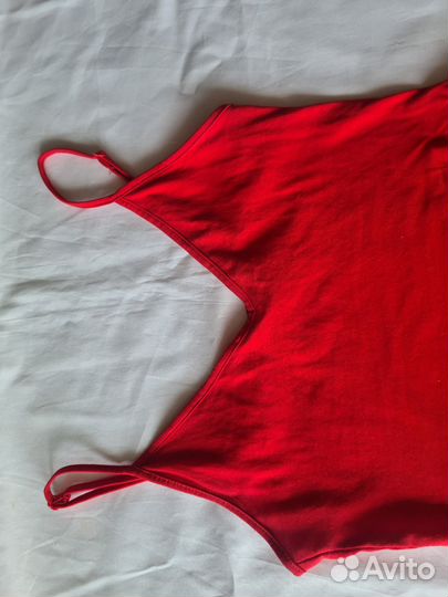 Красное платье