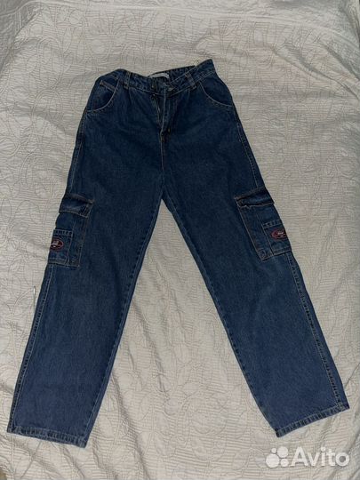 Джинсы широкие