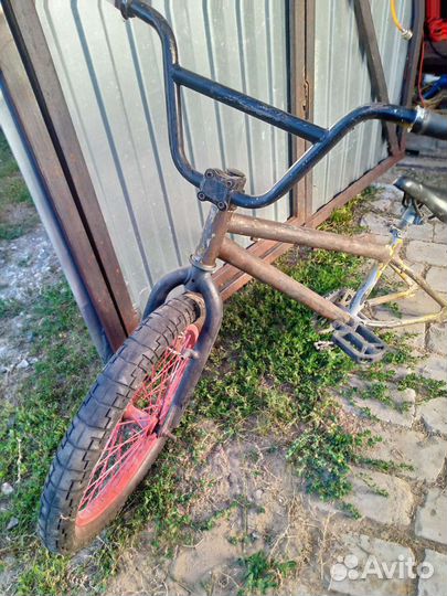 BMX не крашеный без заднего колеса