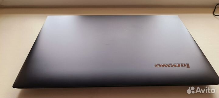 Игровой Lenovo FullHD/i5/8gb/1000HDD/Radeon 8570m