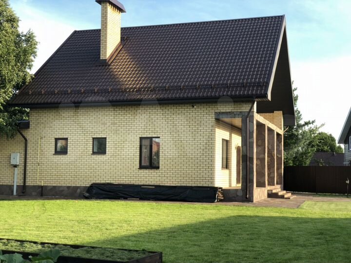 Дом 262 м² на участке 22 сот.