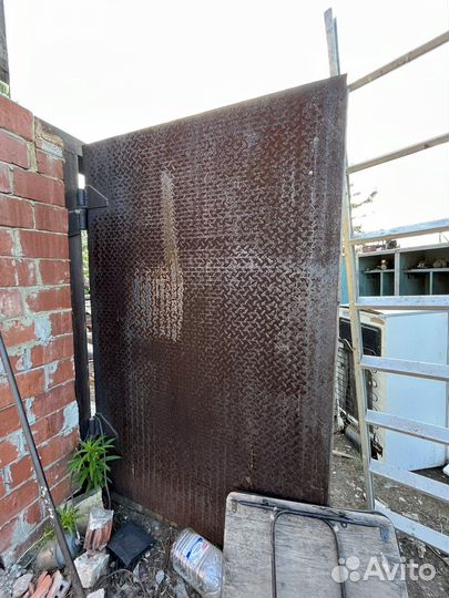 Ворота гаражные металлические бу