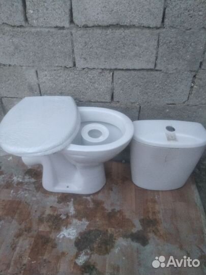 Унитаз новый