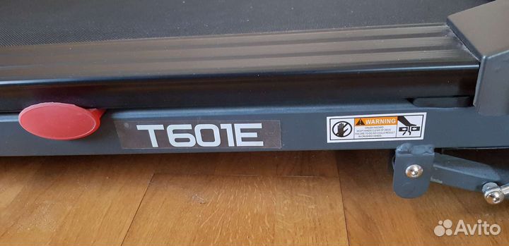 Беговая дорожка электрическая складная carbon T601