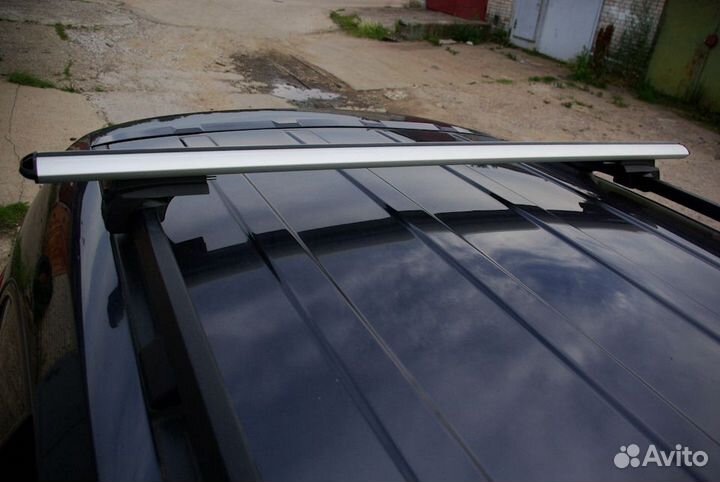 Багажник LUX Элегант аэро с замками на рейлинги