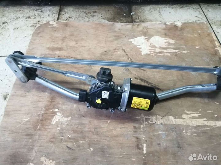 Трапеция стеклоочистителей Рено Логан 2