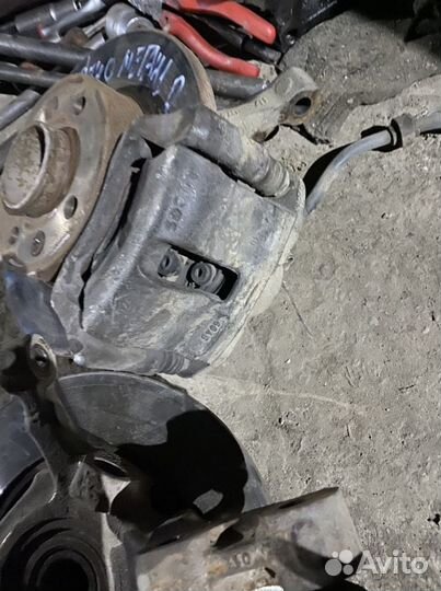 Суппорт передний renault megane 1