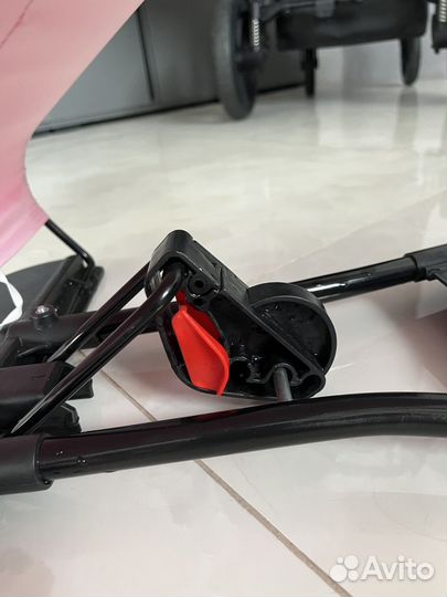 Шезлонг для новорожденных