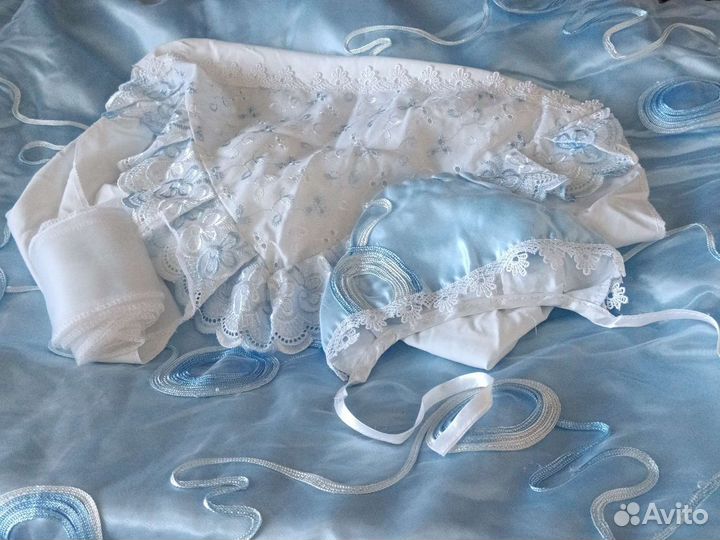 Комплект на выписку новый