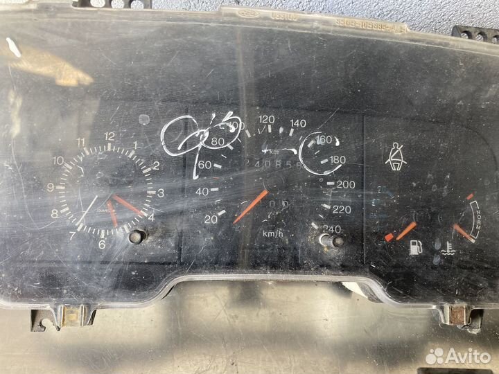 Приборная панель ford scorpio 91 год