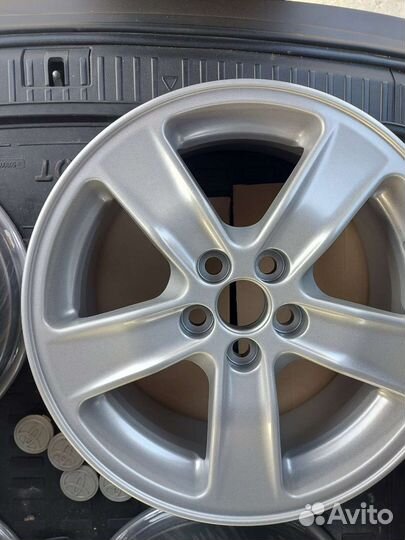 Оригинальные Тойота Toyota Диски R 16 Авенсис