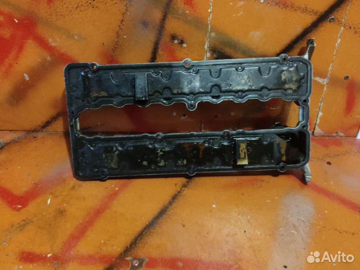 Крышка головки блока цилиндров mitsubishi 4g93 gdi