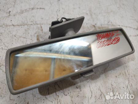 Зеркало заднего вида
