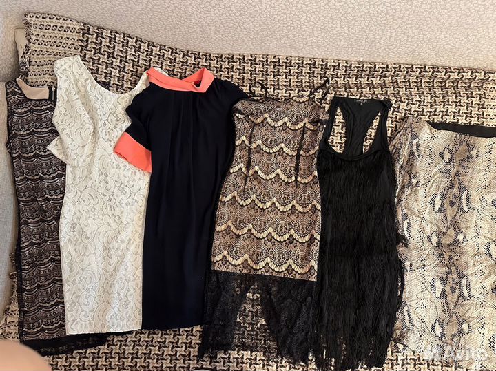 Платья вечерние и повседневные 44