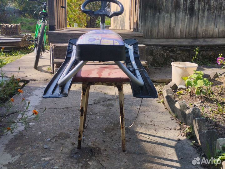 Детский снегокат