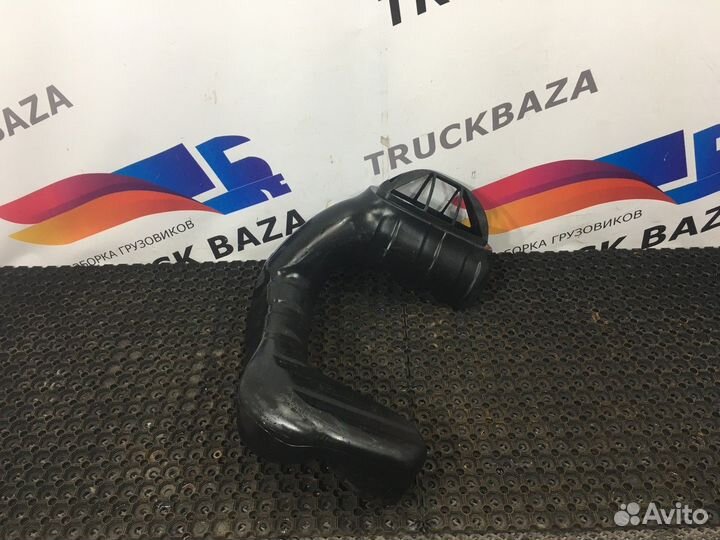 8182010502 Патрубок воздушного фильтра Man TGM