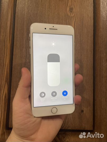 iPhone 8 Plus, 64 ГБ