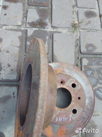 Диски тормозные передние Lifan Smily