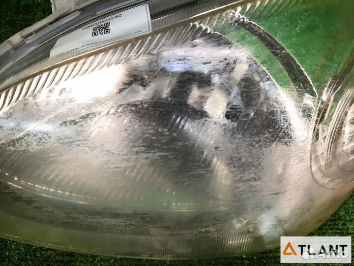 Фара передняя левая toyota platz